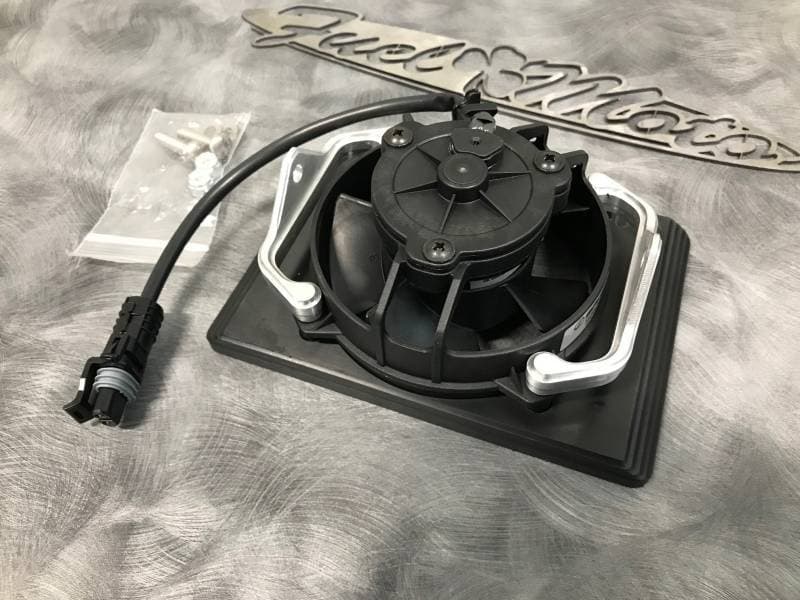 Thundermax Oil Cooler Fan Kit Milwaukee-8 Touring