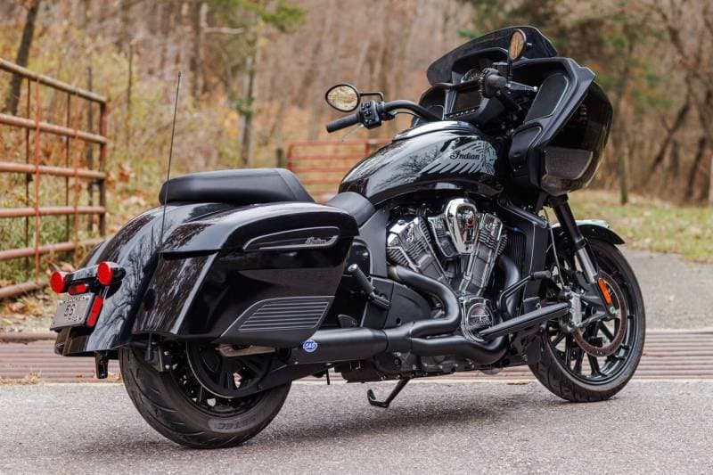 S&S 2 Into 1 Qualifier Exhaust System - Indian Challenger - Black